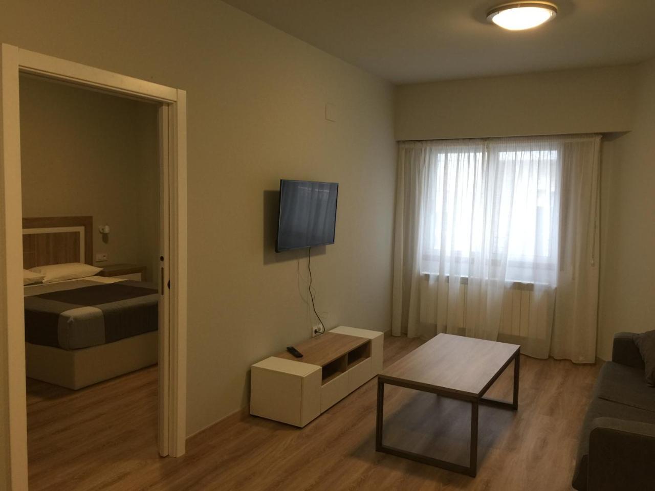 Hotel Celanova Extérieur photo