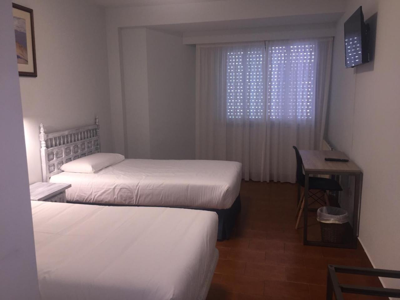Hotel Celanova Extérieur photo